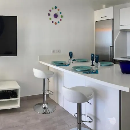 Modern With Sea Views And Fast Fiber Wifi Apartament *